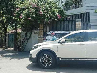 Nhà đẹp 3 Tầng hẻm thông xe hơi Đường SONG HÀNH, DT 114m2 (4.2 x 25).