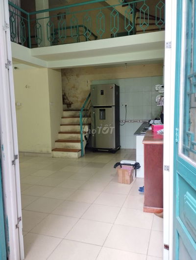 Cho hộ gia đình người đi làm thuê nhà nguyên căn 2 tầng