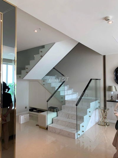 Bán căn sadora penthouse duplex tháp Ạ 192m2 4pn Sala thu thiêm quận 2