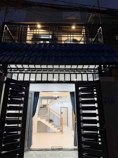 Chủ căn bản nhà kế bằng đẹp vào ở luôn