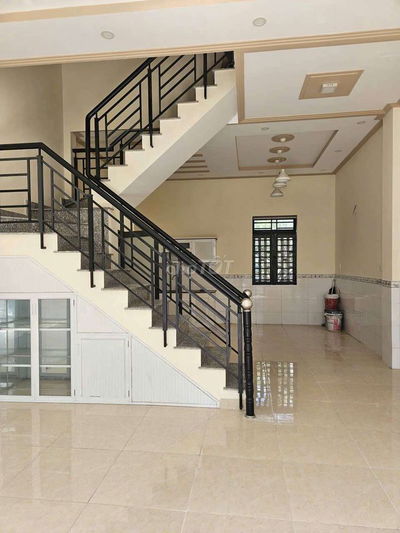 Nhà sạch sẽ , tiện thuê ở gia đình ,bán onl,làm nghề sạch sẽ