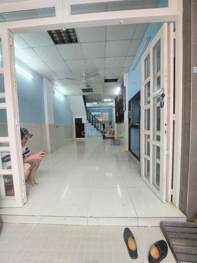 CHO THUÊ NHÀ HẺM 6M ĐƯỜNG NI SƯ HUỲNH LIÊN, 2PN, 2WC