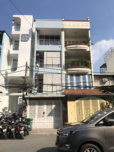 Nhà Nguyễn Gia Trí ngay ĐH Ngoại Thương,4x20m,4tầng,hđt 30tr chỉ 17tỷ