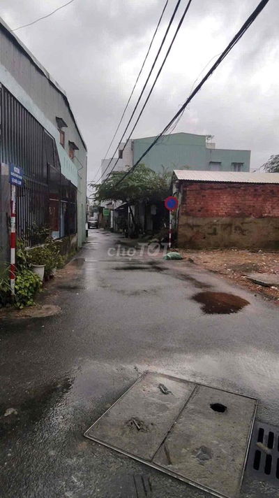 Lô góc  2mặt đường ra Nguyễn Phước Nguyên 20m