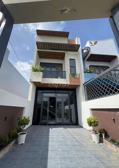 Bán Nhà Riêng tại ĐT 826, 100m2, giá ưu đãi