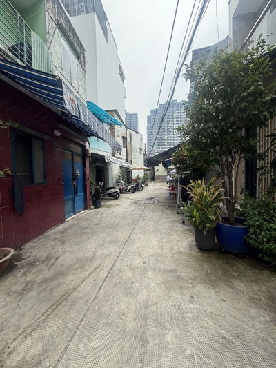 GẦN PHẠM PHÚ THỨ Q6 – 3 TẦNG - SHR - DTSD 21M2 - HẺM THOÁNG - 1,5X TỶ