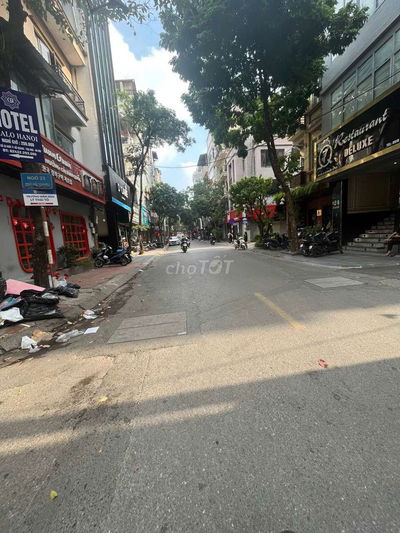 Cho thuê nhà riêng khu đô thị Trung Yên, dt 55m2 x 5 tầng. 6pn, 5wc