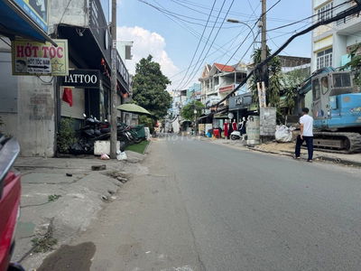 NHÀ MẶT TIỀN NGAY CẠNH CV LÀNG HOA P8 GV-60M2-4TẦNG-4PN-CHỈ 10,5 TỶ TL