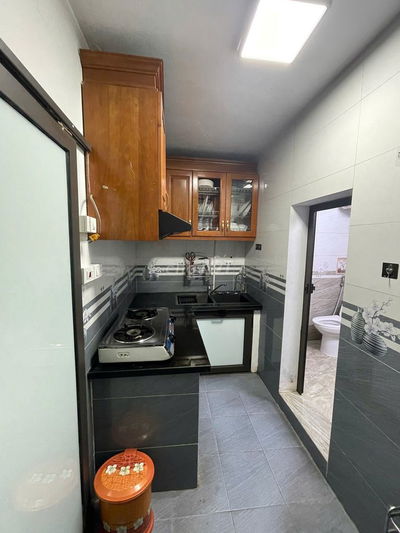 Cho Thuê Căn Hộ Tập Thể Tầng 3. Khu Nghĩa Tân. 55m2 Fuil Nội Thất.