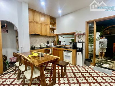 NHÀ ĐẸP NGẤT NGÂY PHỐ NÚI THÀNH – HIỆN ĐẠI, CHILL SÂN VƯỜN – 85M2, NGANG 5M – XÍU 5 TỶ TL