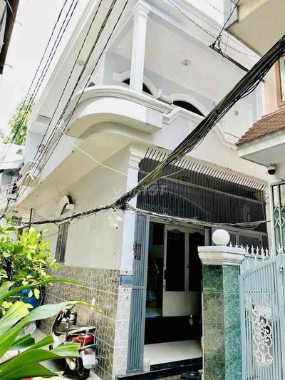 Nguyên căn cho thuê 5.2*11 - đường Phan Đình Phùng - 2pn 2wc - P Nhuận