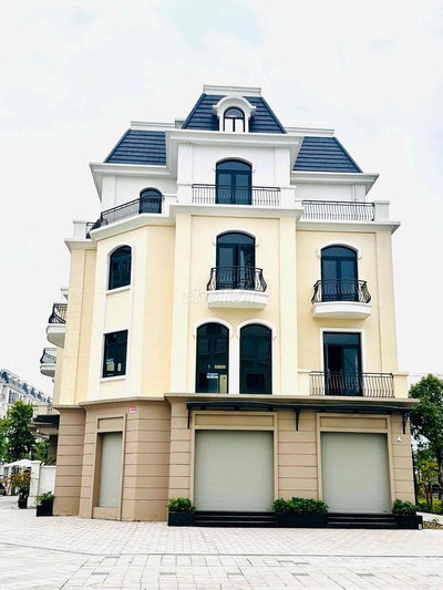 Bán căn Đơn lập góc, Đường vào 9 toà Chung Cư cao cấp.