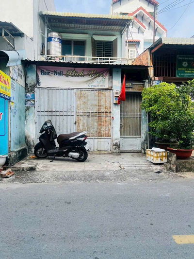 Dãy trọ 4m x 25m. 100m2. Mặt Tiền Đường Hiệp Thành 06.Ngay Ngã Tư HT43