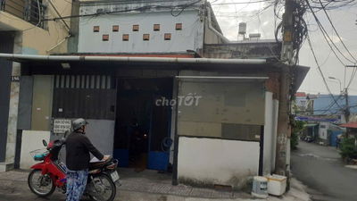 Nhà  chủ cần bán gấp căn nhà