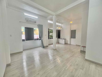 CHO THUÊ SÀN KINH DOANH TỰ DO MẶT TIỀN NGUYỄN THIỆN THUẬT QUẬN 3