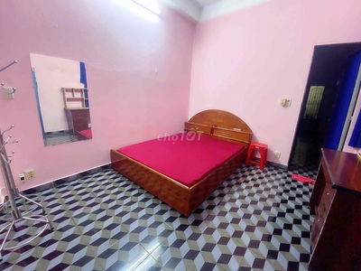 phòng cho thuê khu vực trung tâm , tiện ích đầy đủ