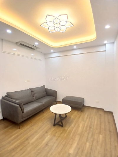 Bán căn hộ 2PN giá 5.5 tỷ  phố Trần Quý Kiên, Cầu Giấy. LH An Minh