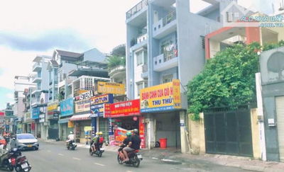 Mặt tiền Huỳnh Văn Bánh P11.PN,DT:4x23 vuông,nhà 3 lầu ,giá thuê 29 triệu