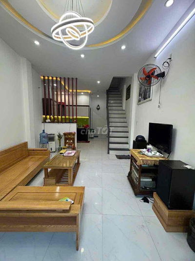 Bán nhà 3 Tầng + dãy trọ thu nhập