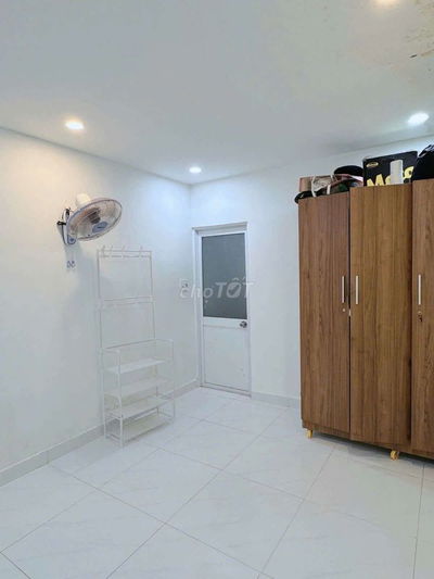 Nhà 2 Tầng long Trường Q9