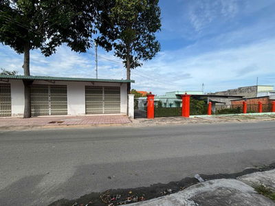 Nhà đất bán hoặc cho thuê