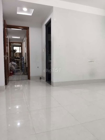 Phòng cho thuê mô tô vô tận cửa