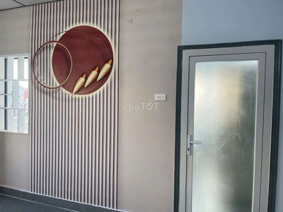 Bán căn hô bàu cát 2, p10 tân bình,căn góc lầu 4,thang bô .