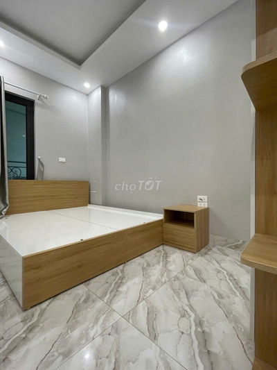 chỉ 8tr có ngay căn hộ 2n1k tại phố Thái Thịnh-Phòng nào cũng thoáng