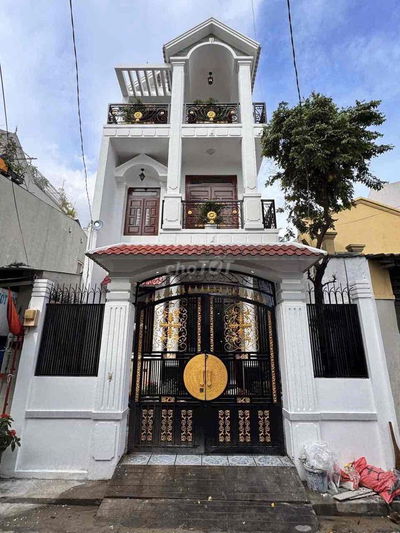 Chính Chủ Bán Lỗ Nhà 2 lầu 825 Triệu Ngay Chợ ở Bình Chánh