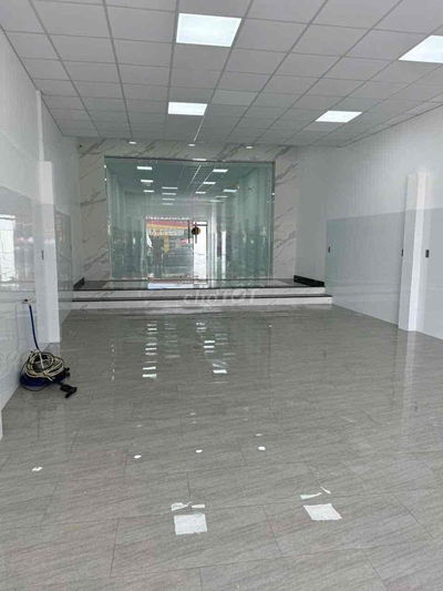 CHO THUÊ MẶT BẰNG KINH DOAN TỰ DO NGAY MẶT TIỀN SẦM UẤT LÊ VĂN LƯƠNG