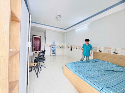 🔥PHÒNG BAN CÔNG 35M2🎊 NGAY LÊ TRỌNG TẤN, TKTQ GIÁ CỰC MỀM 🔥🔥