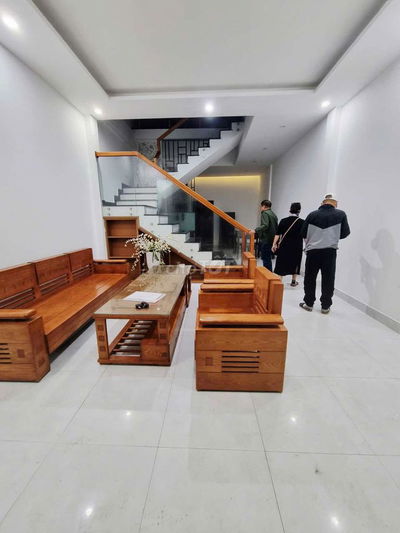 Nhà 2 tầng kiệt 𝗣𝗵𝗮𝗻 𝗕𝗮' 𝗣𝗵𝗶𝗲𝗻'
Phường Sơn Trà ( Vị T