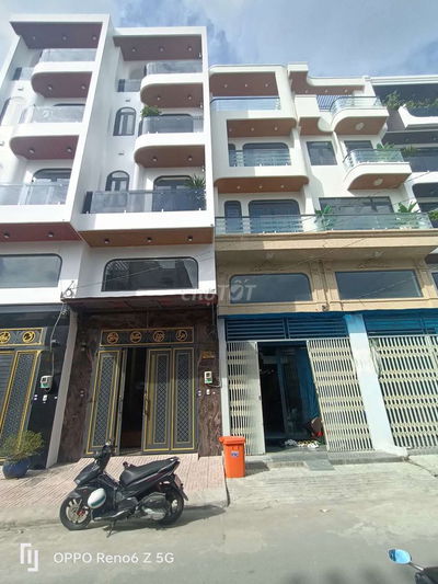 Nhà đẹp full nội thất 4 x 15 có 5pn 5wc sân thượng