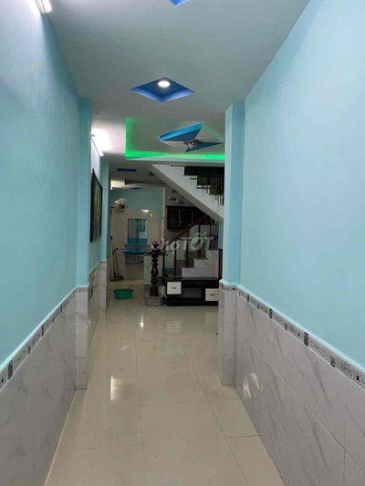 NHÀ BÁN CHÍNH CHỦ XE HƠI ĐẬU CỬA GIÁ RẺ