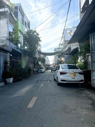 NHÀ 3 TẦNG ĐƯỜNG 26/3 - BÌNH TÂN- XE HƠI TỚI NHÀ - 80M2 - CHỈ HƠN 5