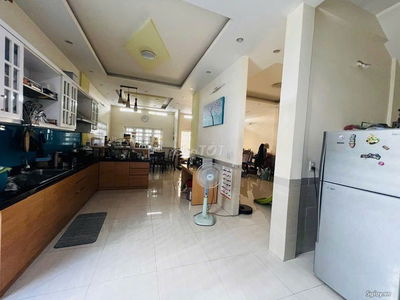 Nhà BIỆT THỰ mới,1 lầu, 8m x 16m, 3PN (có máy lạh), 3WC, hẻm 7m Bà Hom