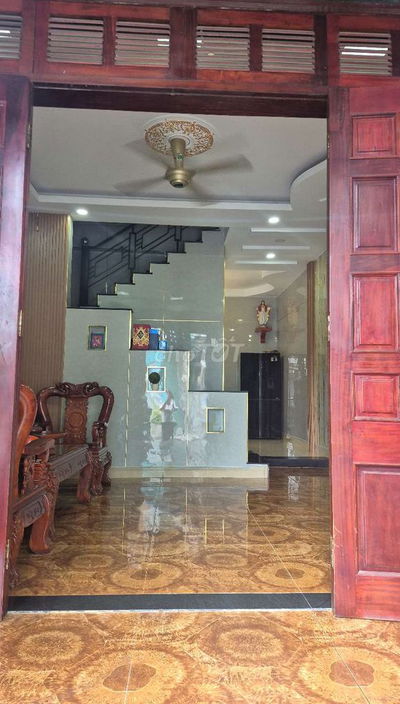 Bán nhà 3 tầng, hoàn công đủ, gần chợ Xuân Hiệp, Linh Xuân, nhỉnh 4 tỷ
