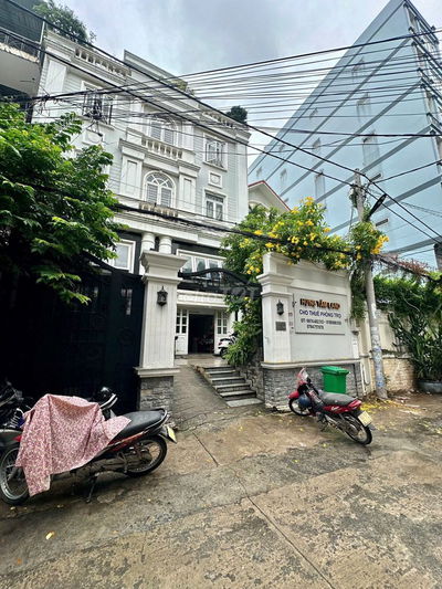 Căn hộ duplex tiện nghi ngay trung tâm Bình Thạnh gần các trường UEF …