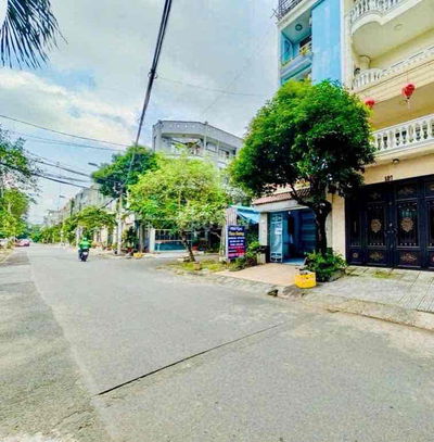 🔥 CHỈ HƠN 5 TỶ – BIỆT THỰ PHỐ 🔥 Ngang 8m – 3 Tầng – 4PN – Gara Ô Tô