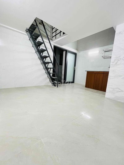 phòng không chung chủ, giờ giâc tự do