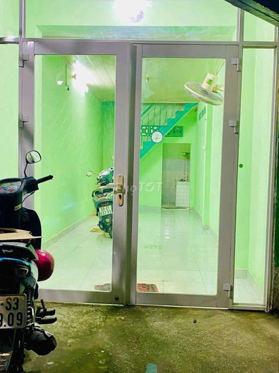 Nhà mặt tiền hẻm xe hơi tận cửa nhà nguyên căn.