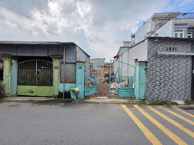 Đất 100m mặt tiền đường Nguyễn Văn Trỗi, phường Dĩ An, TP Dĩ An.