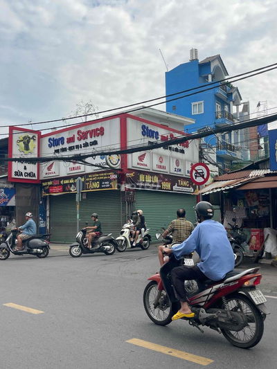 Cho thuê CĂN GÓC NGAY TRUNG TÂM 6x13 60tr TL