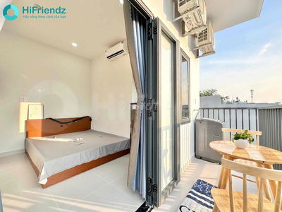 Căn hộ ban công full nội thất ngay Lê Văn Việt - gần khu CNC Quận 9
