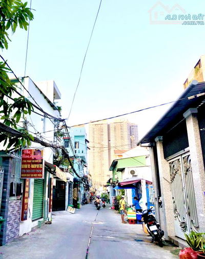 Nhà Đẹp 4Tầng BTCT;Mới Ở Ngay;Đường 8M ÔTô Tránh;64m2,4PN,803 Thông Phú Thuận,Giá 9.2Tỷ