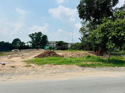 ĐẤT NGAY NGÃ 3 GIAO TỈNH LỘ 2 VỚI NGUYỄN VĂN KHẠ - TÂN AN HỘI