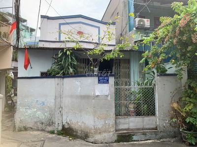 Bán nhà cấp 4 tiện xây dựng mới quận Bình Thạnh