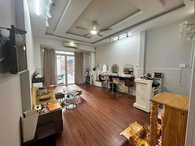 Cách mặt tiền đường chỉ 30m, giữa cv Lê Thị Riêng và chợ Hòa Hưng