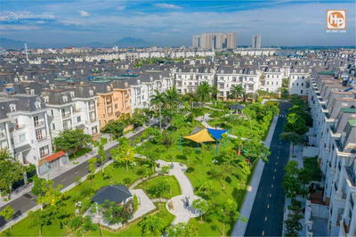 Tháng 12/2025 Quỹ căn chuyển nhượng giá tốt, vị trí đẹp gần hồ điều hòa, mặt đường lớn đón sóng Vin