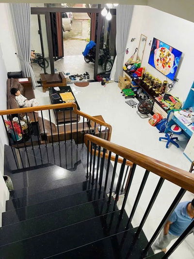 Hơn 5ty có nhà 2 tầng mới đẹp trung tâm Hoà Xuân